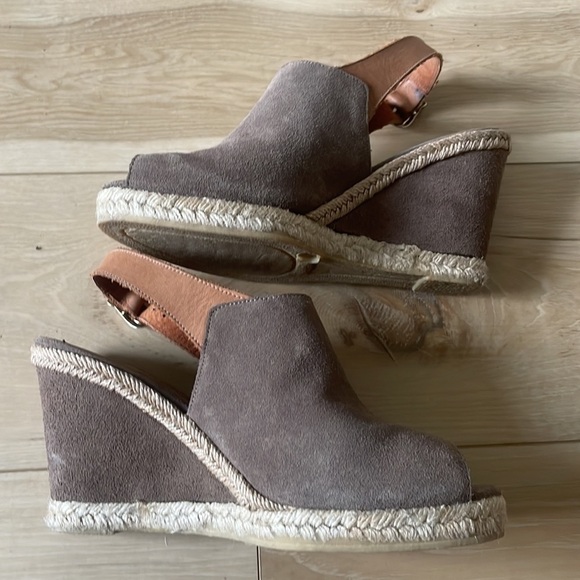 Andre Assous Brown Suede Slingback Wedge Shoes Size 9.5 - Picture 12 of 13